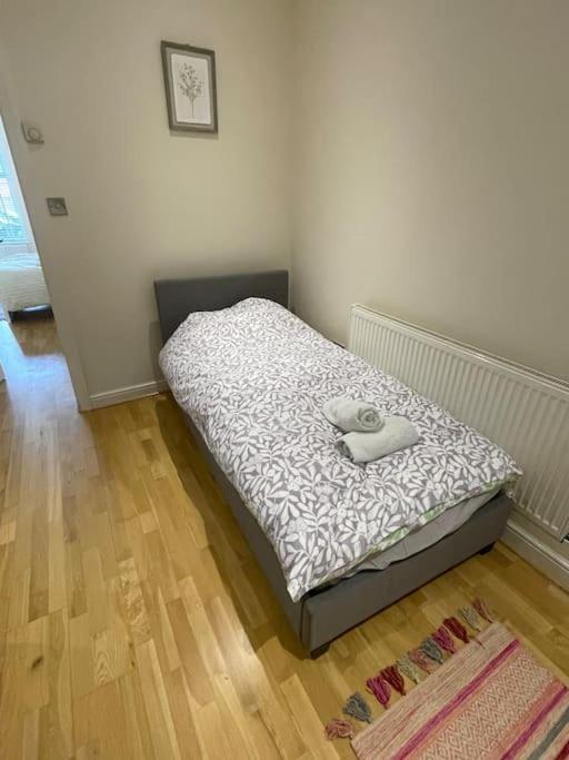 Whole Flat Close To Wembley